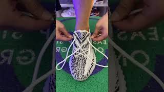 Lace styles Yeezy Boost 350V2 Zebra,Guess how much