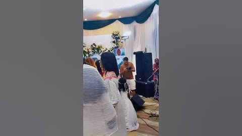 Tores #habesha #habesha #eritreanwedding #africanmusic #bahgnatv #duet #tigrignamusicwedding