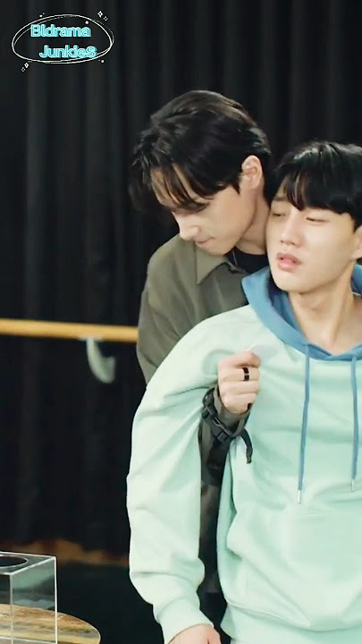 He finally found his Juliet 😂😂🫣#bledit #whyrutheseries #thaibl #koreanbldrama #yt#viralvideo