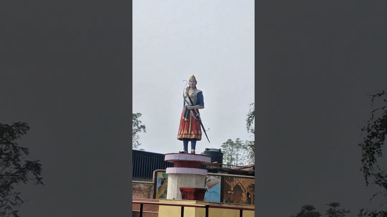 “Camera on, life raw 😂”“No filter, just vibes 😎”“Mini vlog but full drama “Bas yunhi record kar liya