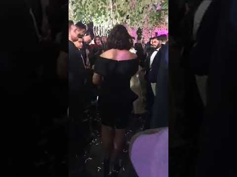 بوسي مبروك عليا اه يا دنيا 
