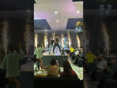 Maan Meri Jaan | Live Performance By OSKAR & BIG-H #maanmerijaan #live #shorts #king