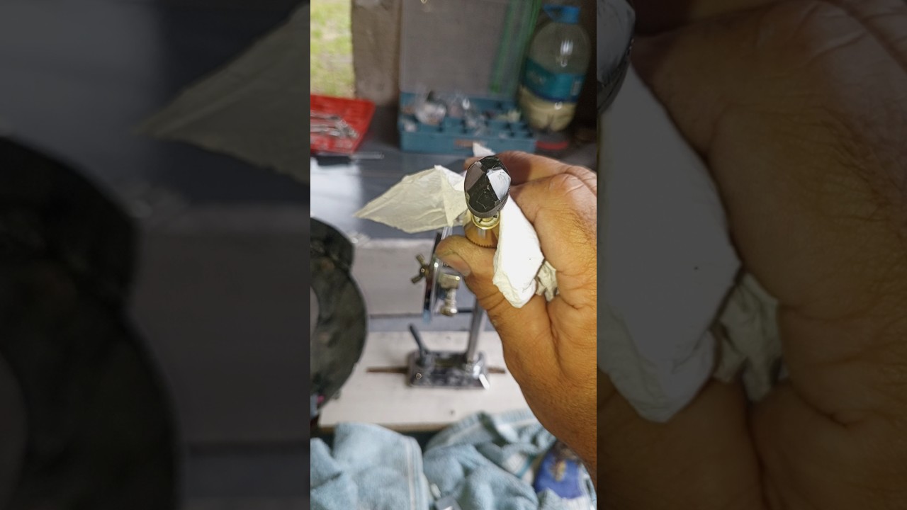 PERIGO: lapidando uma HEMATITA