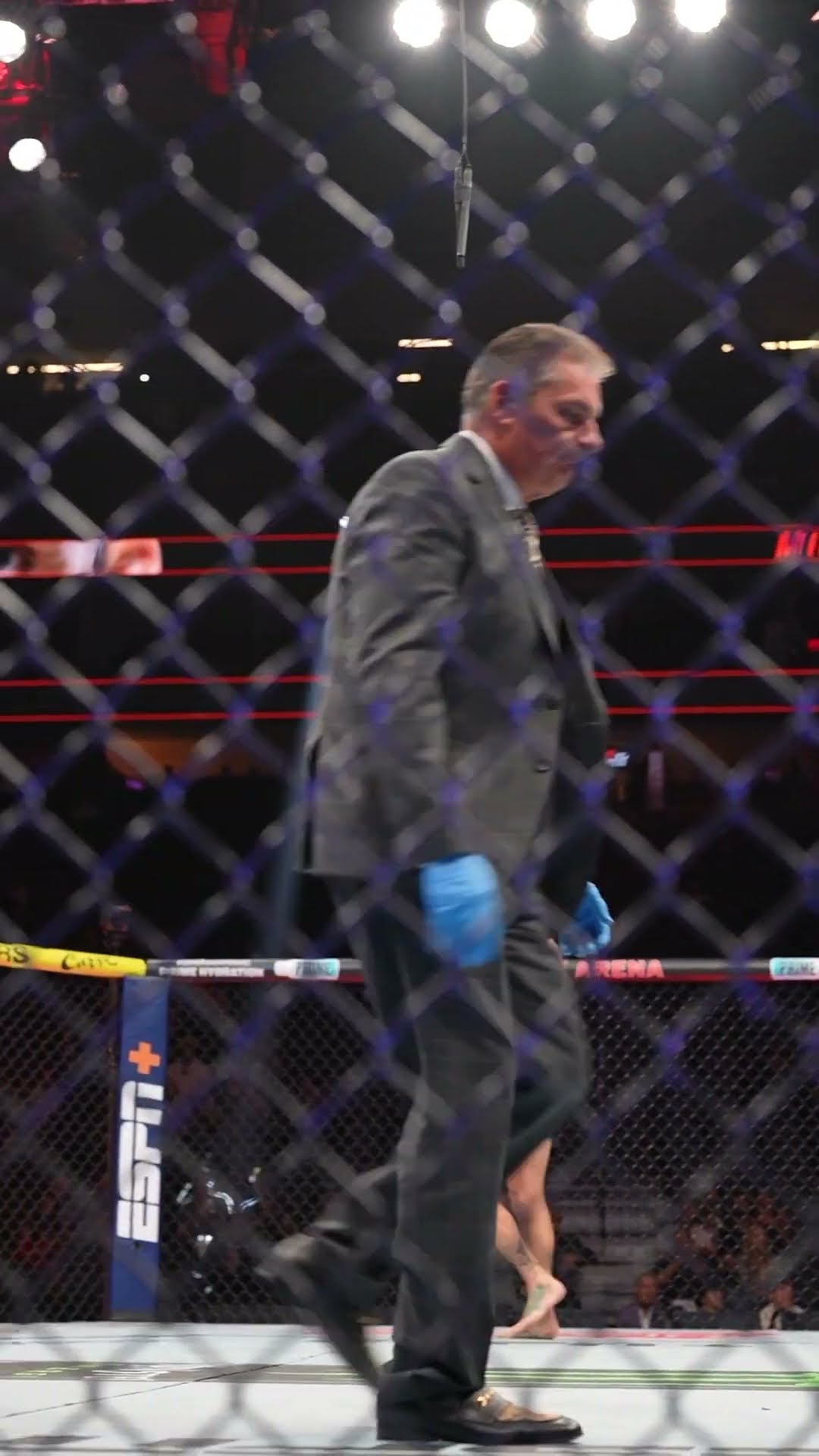 Chiesa gets it done in the third round ? #UFC310