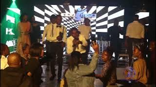 Indumiso Ye Tende Feat Nkabinde Brothers - Sisendlini KaJesu