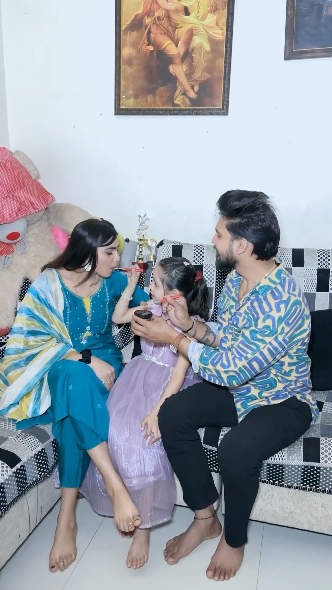 बच्चो की ख़ुशी में ही माँ बाप की ख़ुशी होती है?❤️ #funny #kajalsoni #comedy #viralvideos