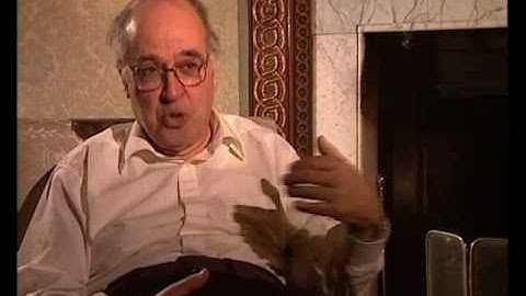 Michael Atiyah  - Early experiences with physics (11/93)