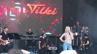 Aleyna Tilki 🎤 English And Belly Dance Resimi