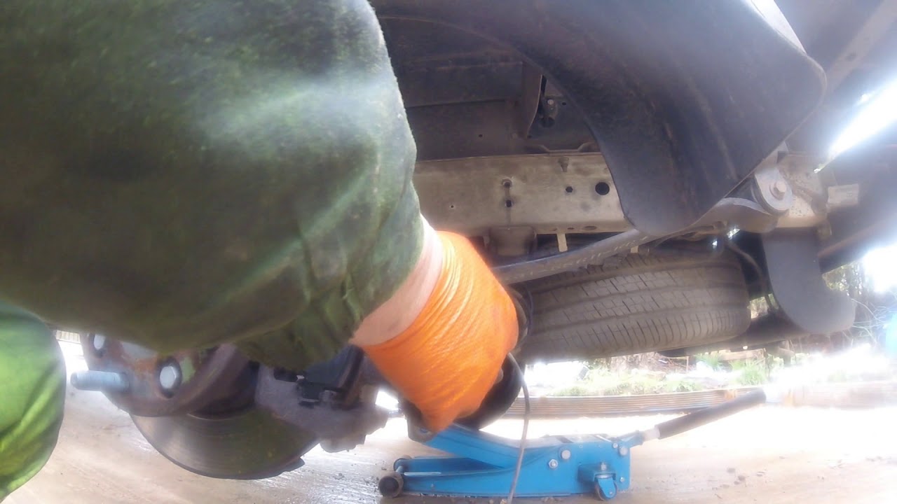 Replacing rear brake pads Ford Transit 2017 year/Замена задних