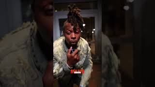 D from the westside @damienguio gives @kountrywayne his flowers