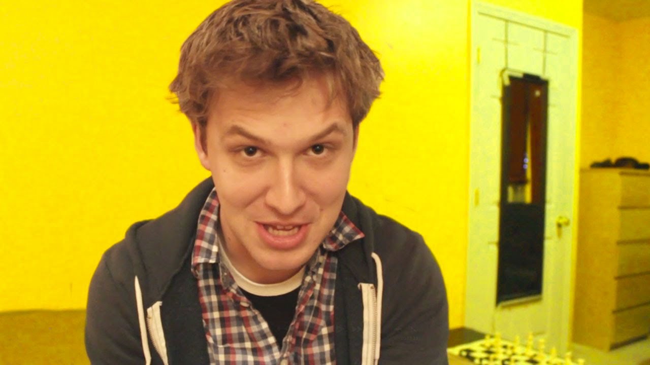 Raucous Caucus and the Stupid Media - A vlog about the candidates for the Republican presidential nominee.