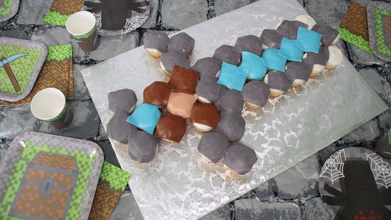 Minecraft Sword Cupcake Tutorial Get Ready to Party! (8 Minutes