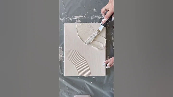Artist uses modeling paste to create textured art!