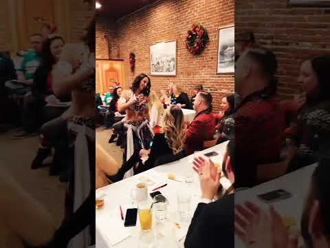Bellydancer Tip Your BellyDancer Al Amir Lebanese Restaurant Portland Oregon Danzaarabe 