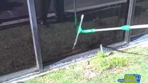 Unger 0-Degree Swivel Loc Squeegee