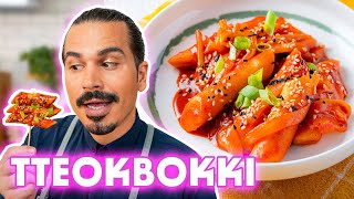 La recette coréenne populaire de Tteokbokki avec des ingrédients que vous pouvez trouver facilement