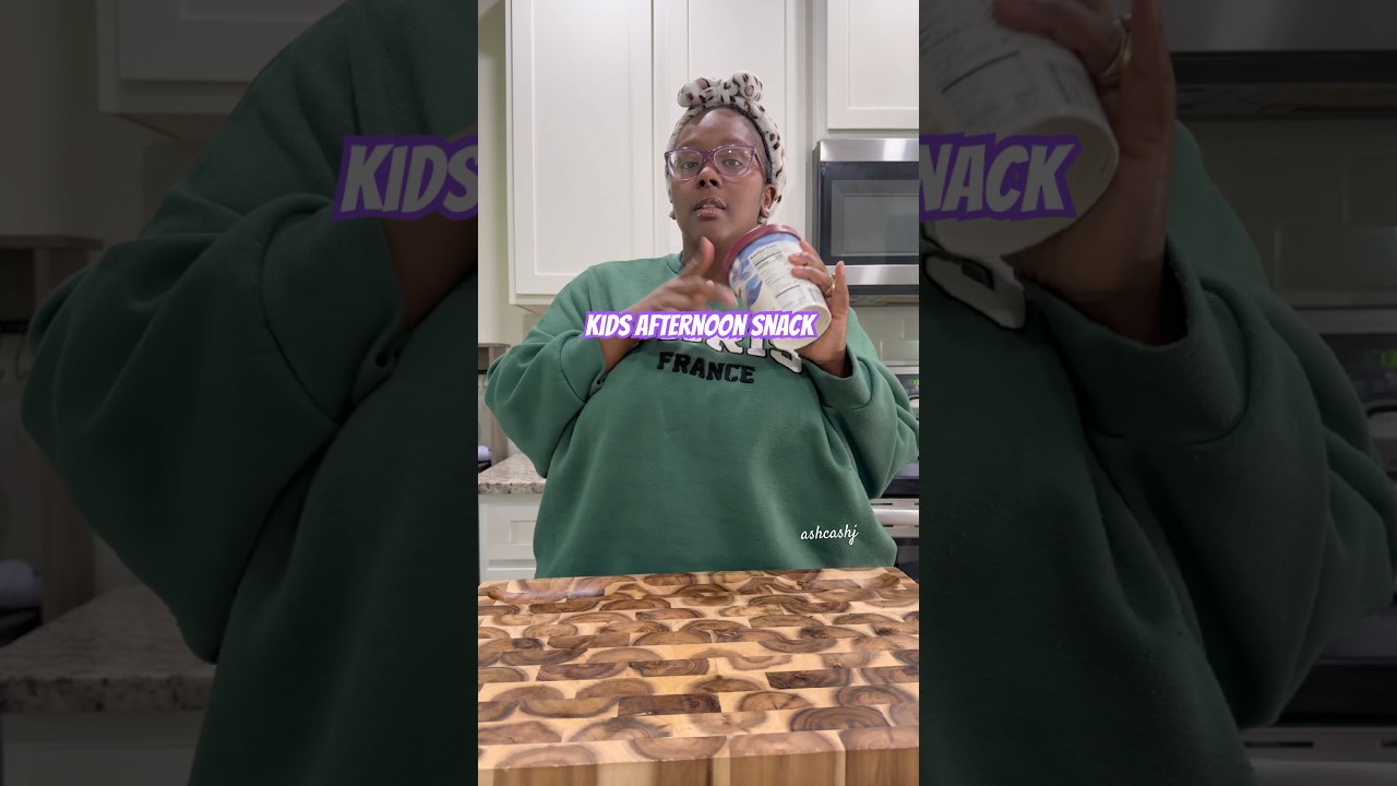 Ice cream sundaes #snacks #shortsfeed 