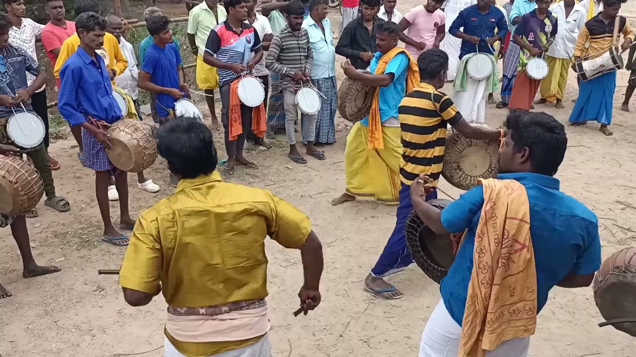 சோலை பெருமாள் சக்தி பாரம்பரிய பறை இசை வாசிப்பு இடம் அரியகுளம் கோவில் திருவிழா