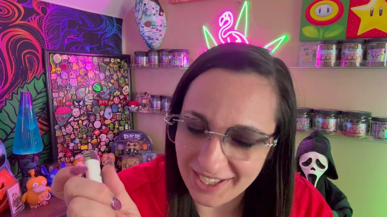 Bulk Wholesale QP of Dank Nerds from Small Buds! Mrs Dank Flamingo Review!!