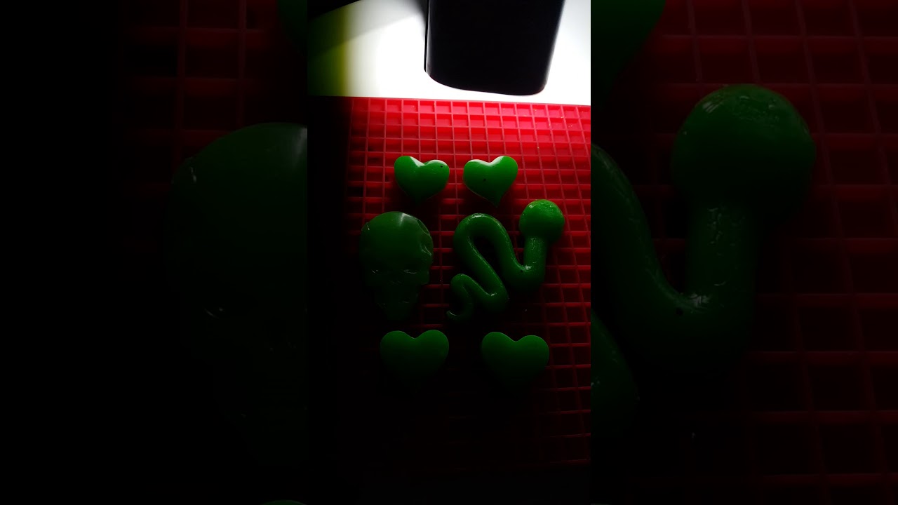 Glow in the dark pendants