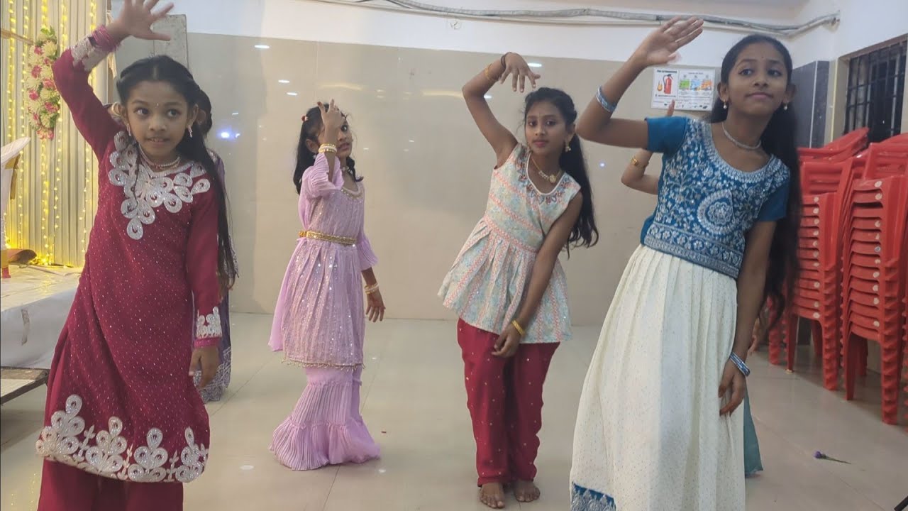 Laasya group dance performance in marriage function #westernmusic #mashup #dance #viral #trending 
