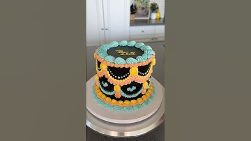 The most unique wedding cake I’ve ever made 🖤🎨 #cakedecorating #wedding #shorts