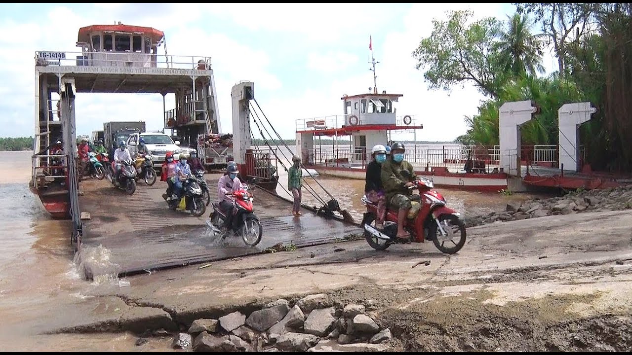 Trãi nghiệm đi Phà trên sông (The Ferry)