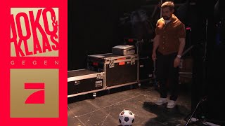 Gut Kick! | Der längste Freistoß der Welt | Joko & Klaas gegen ProSieben