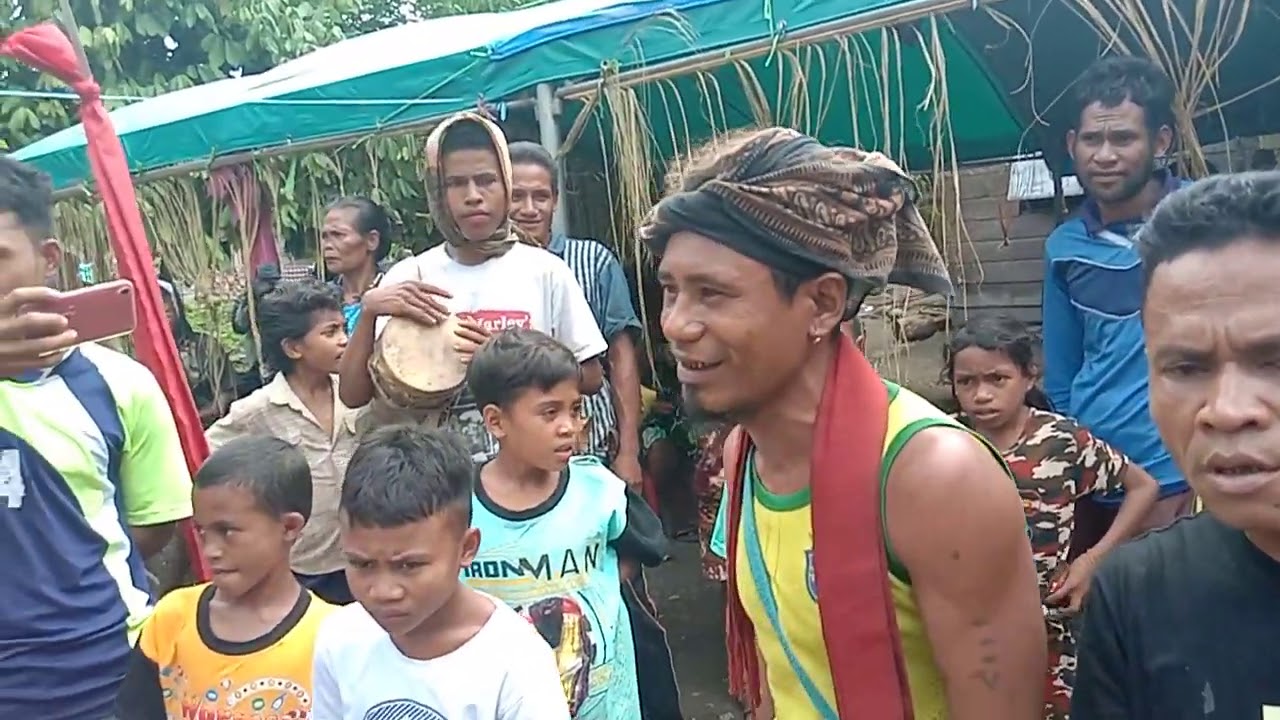 #Adat_Orang_Buru_Pada_Saat_Sunat