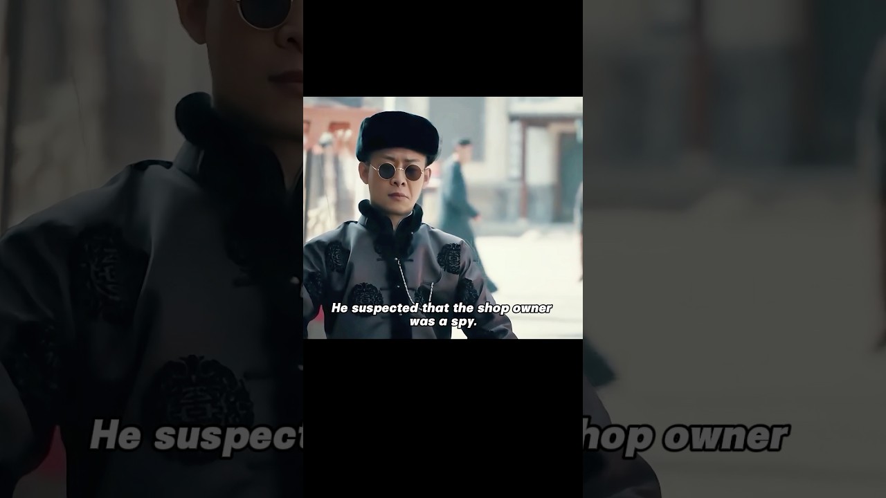 Мужчина догадался, что владелец магазина, вероятно, шпион. 