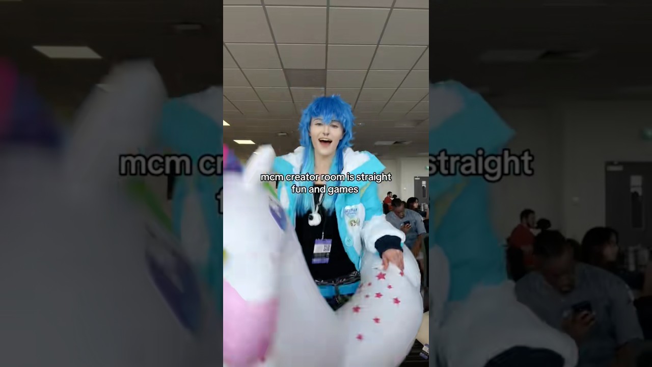 i love seeing the different themes every time it's so sweet of the team ! #mcmcomiccon  #cosplay
