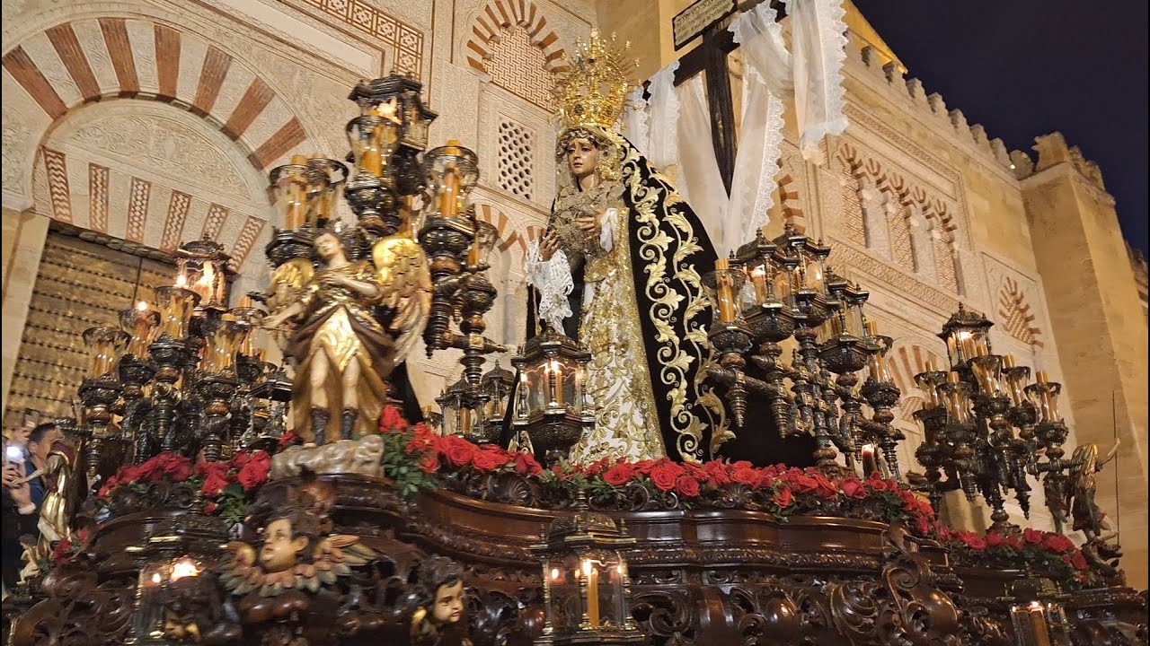 Soledad en el entorno Mezquita-Catedral - Semana Santa Córdoba 2025