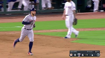 HOU@TEX: Springer belts two-run homer to right-center