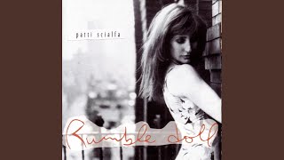 Video voorbeeld van "Patti Scialfa - Charm Light"