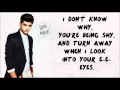 One Direction - What Makes You Beautiful (Lyrics)