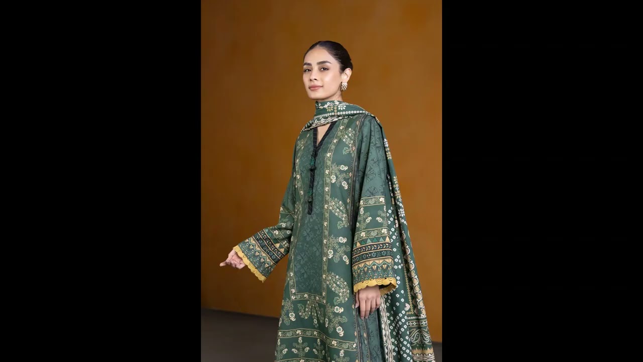 Sapphire Daily – 2 Piece – Embroidered Khaddar Suit U2E-CL22V9-8 - Salerpoint.co