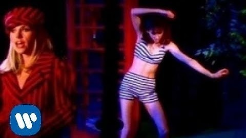 Saint Etienne - You're In A Bad Way (Video)