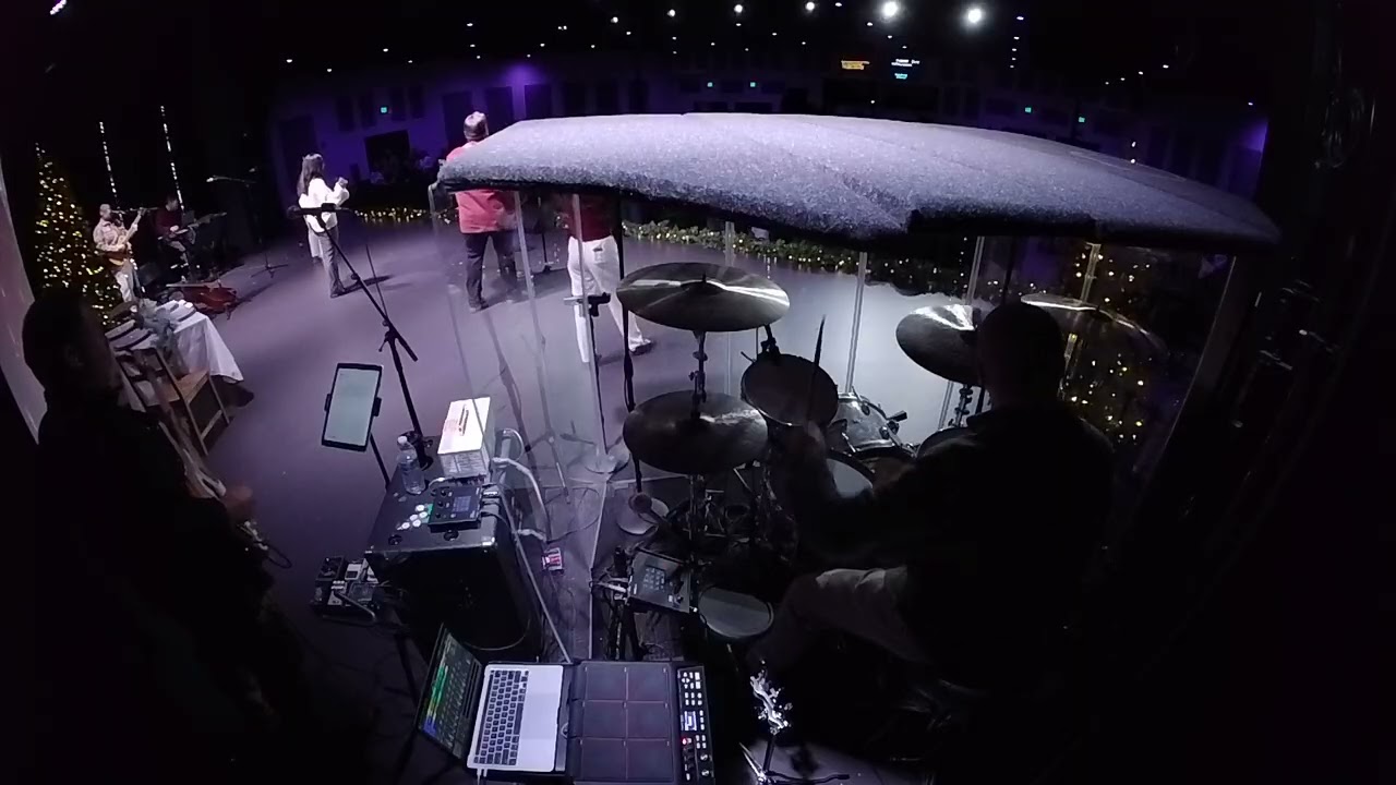 Angels | Hark | O Come All Ye Faithful | Is He Worthy | Noel | Alpha And Omega | Messiah