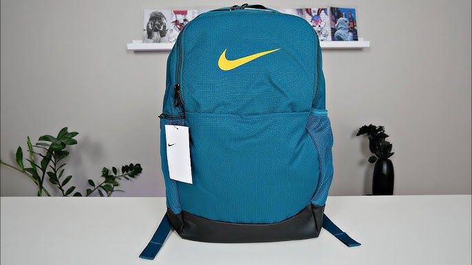 Unboxing/Reviewing The Nike Brasilia Medium 24L Backpack (On Body) 4K 