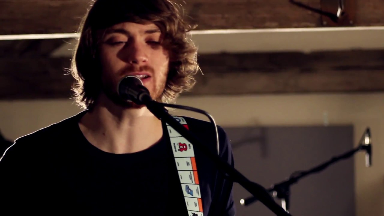 camera iphone 8 plus apk Dakota Avenue - The Island (Live)