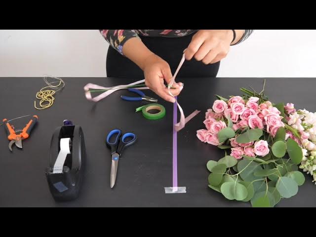 How to secure a crown to a bouquet #howtomakearamo #tutorial #crown #b, Bouquet Flower