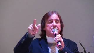 MVI 2435 I Believe in a Hill called Mt Calvary Kenny Hockin