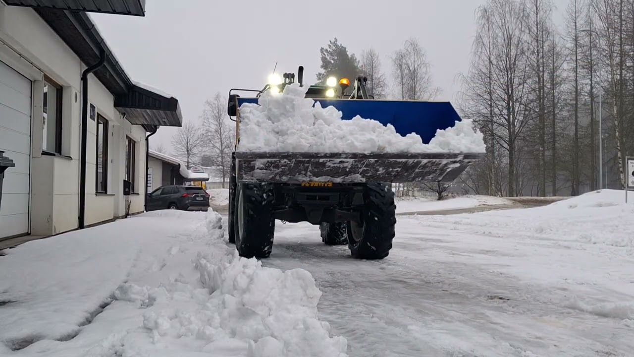 Sohjon poistoa 86vitosella Turbo Vallulla!💪🚜🇫🇮