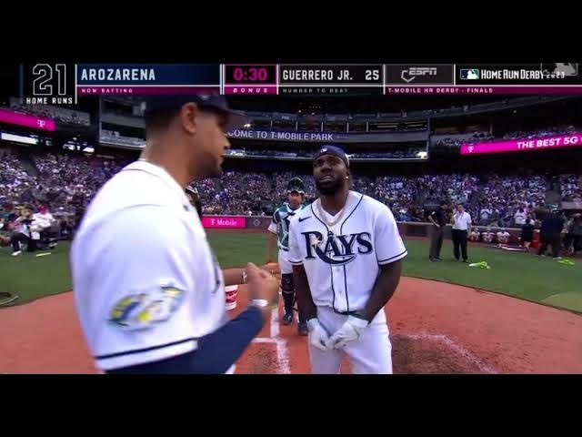 Highlight] Randy Arozarena gets a bases loaded double and all of a sudden  it's 6-2 Mexico : r/baseball