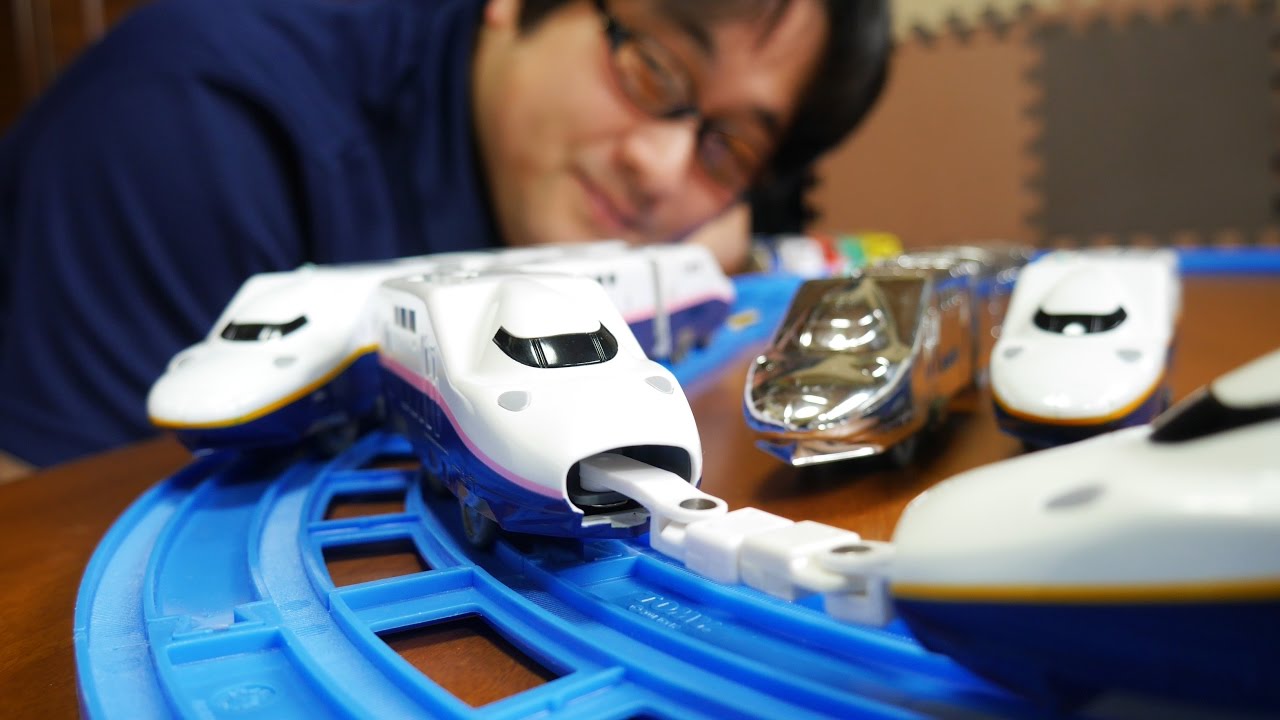 E4系Maxだらけ？プラレールE4系新幹線Max連結仕様を紹介してたくさんのE4系を走らせて遊んでみました
