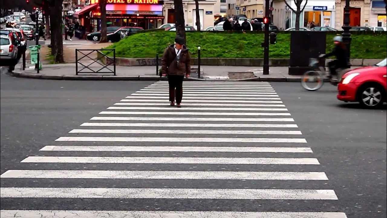 Пешеходная дорога фото