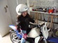 Nina  papa font de la moto 1 deo