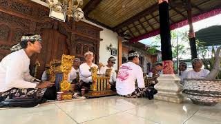 Angklung Bali”Pitra Yadnya”Sesapi ngindang