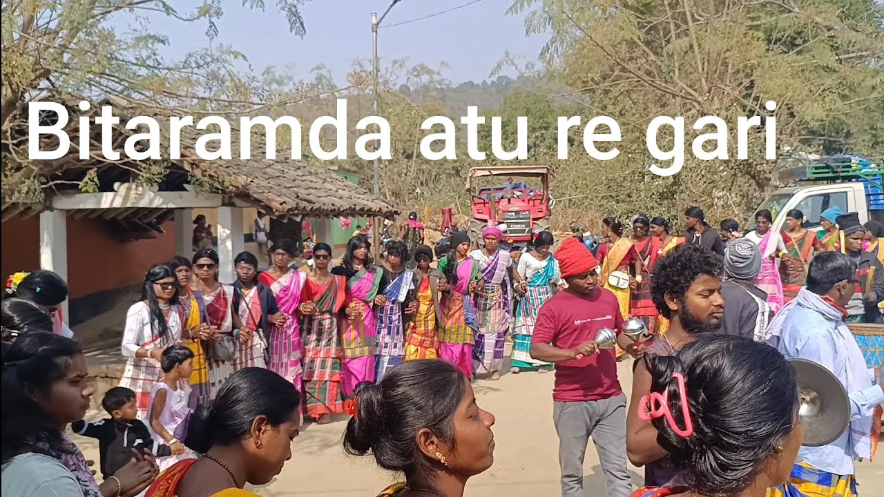 Bhitaramda atu re gari asen. 