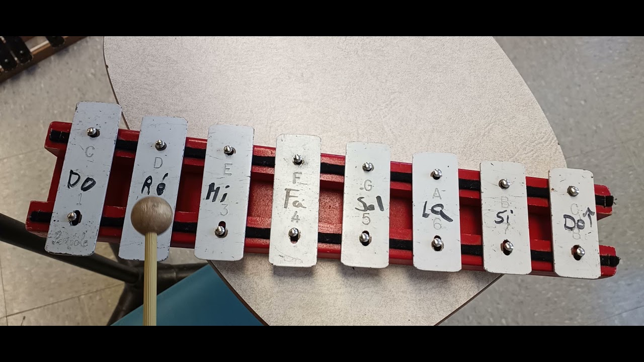 Ani Couni au métallophone YouTube